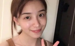 男生晚上睡不着想看B站